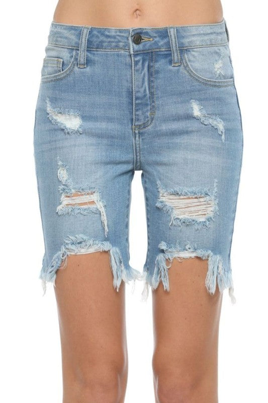 Kvinders Bermuda Shorts med Ujævnt Kant i Lys Denim 3