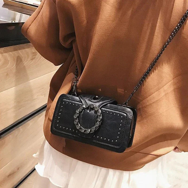 Kvinders Crossbody Taske med Vintage Spænde og Tidløst Design 5