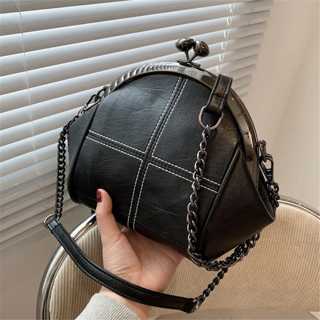Dame Crossbody Taske med Kædedetaljer PU-Læder Kompakt Design 2