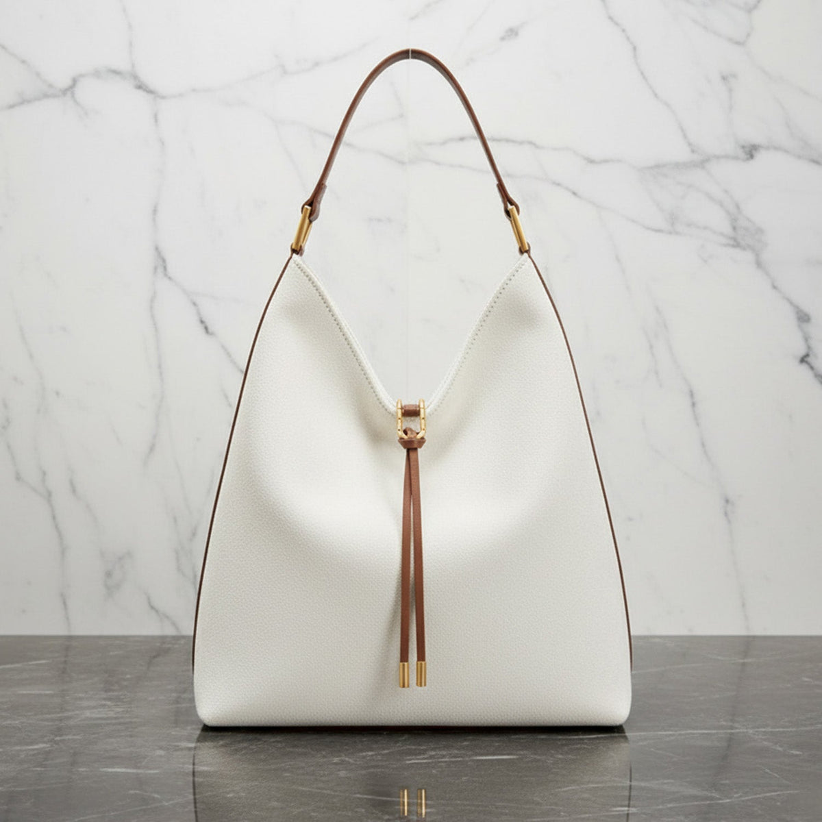 Kvinders Hobo Taske med Snøredetaljer Slouchy Design 5