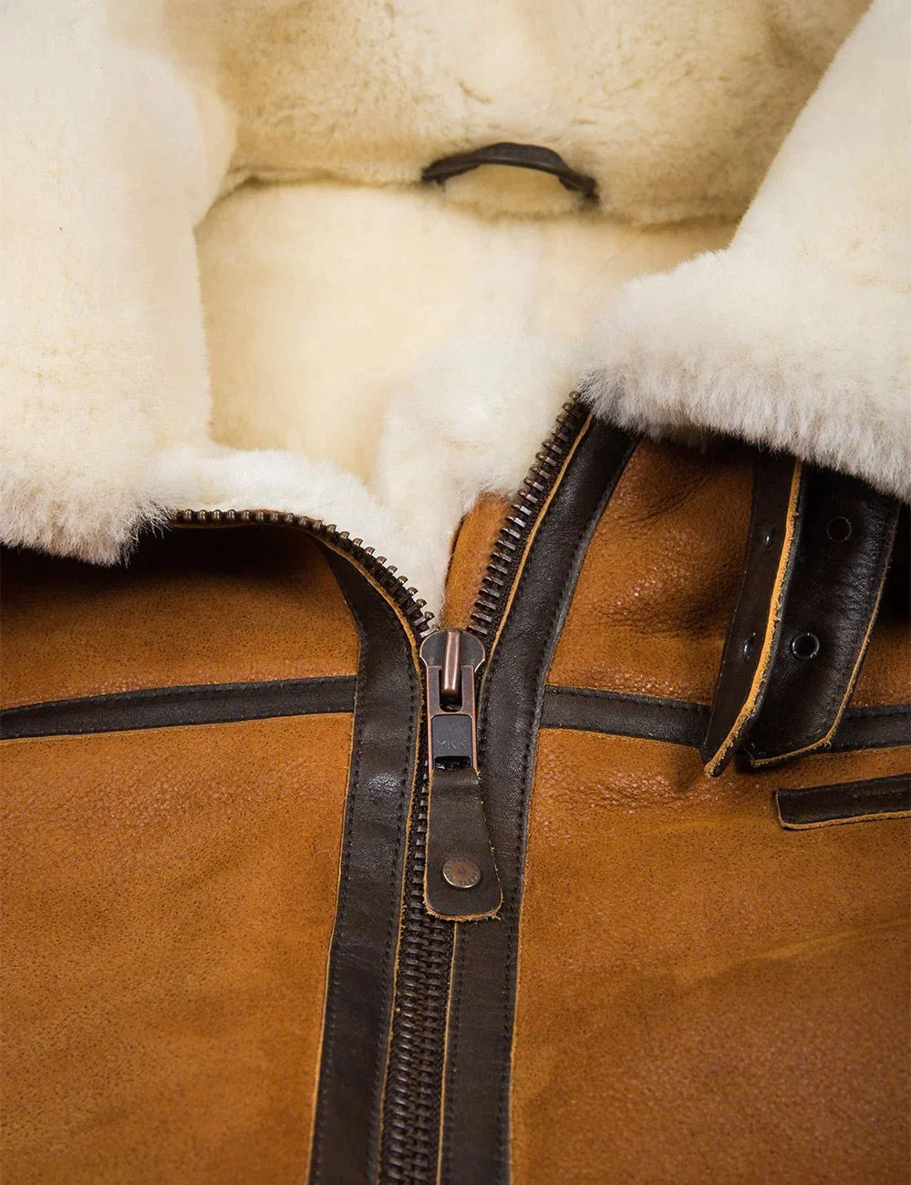Kvinders Saueskinnsjakke med Pelshette Casual Tidløs Design 7