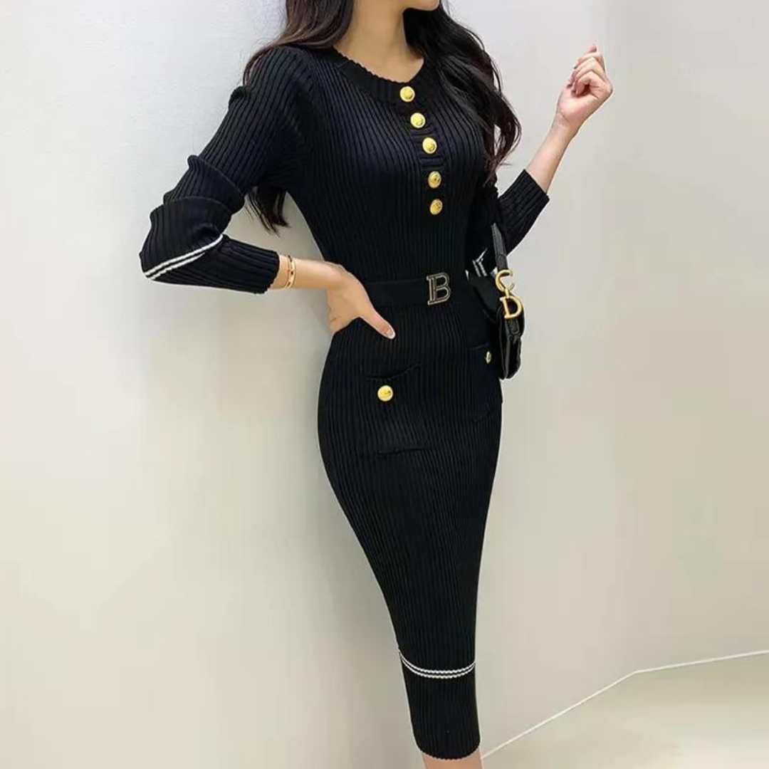 Halvknappet strikkjole til kvinder