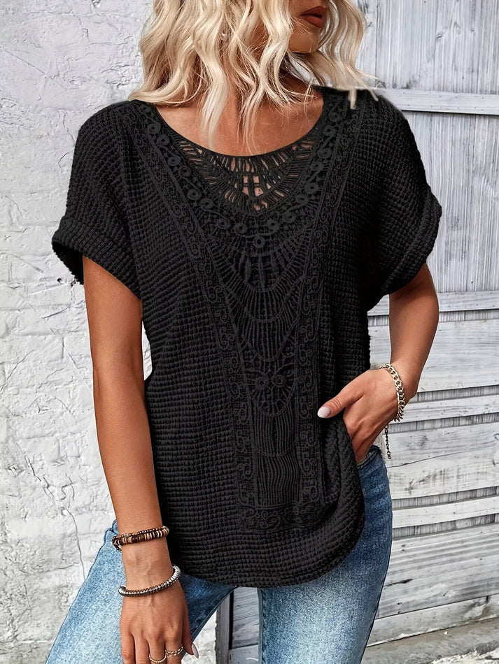 Variant image for Kvinders Bluse i Blonde Med Delikate Detaljer Polyester-25